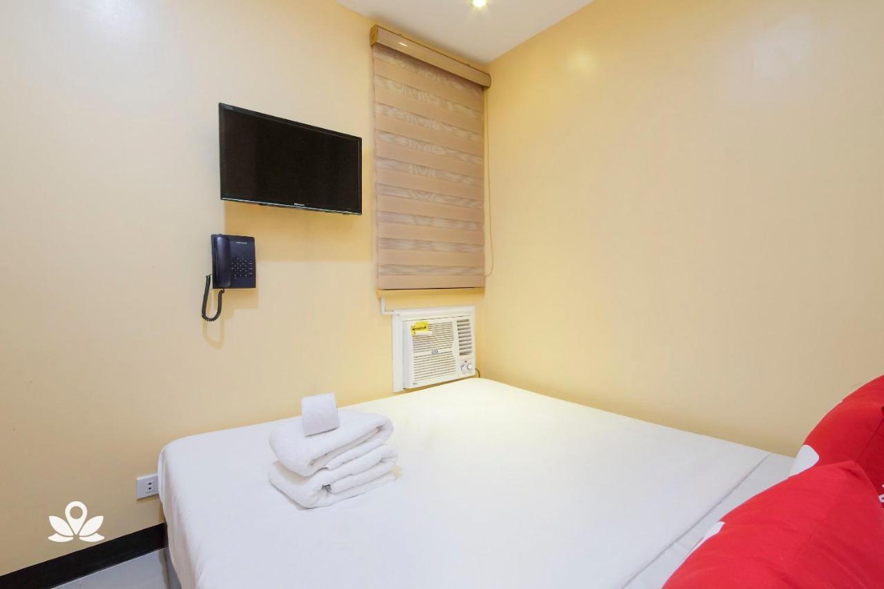 Zen Rooms Time Travellers Makati Makati City Kültér fotó