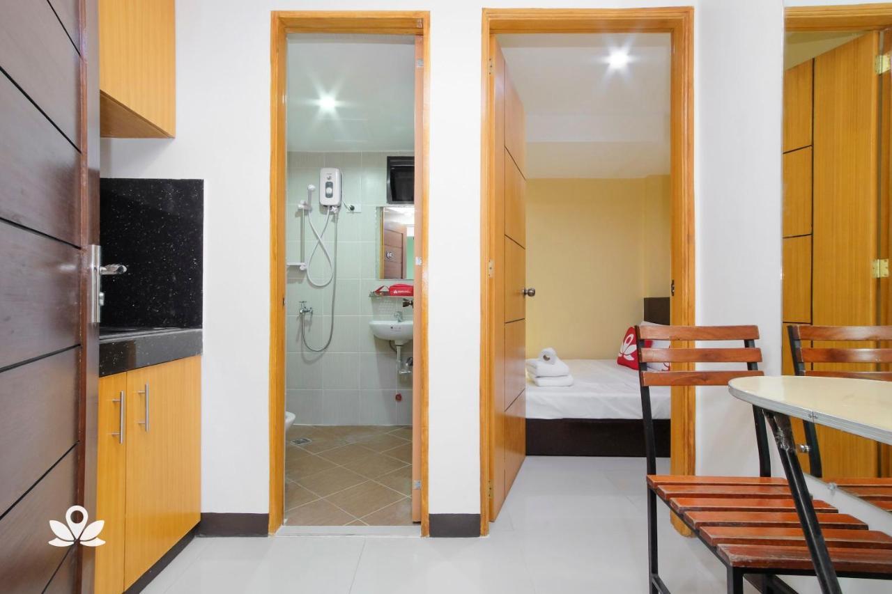 Zen Rooms Time Travellers Makati Makati City Kültér fotó